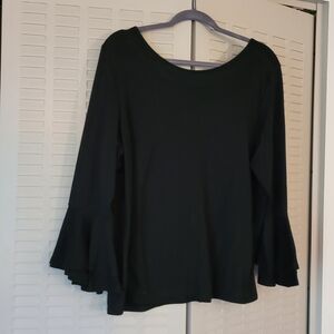 Lane bryant knit bell sleeve black top